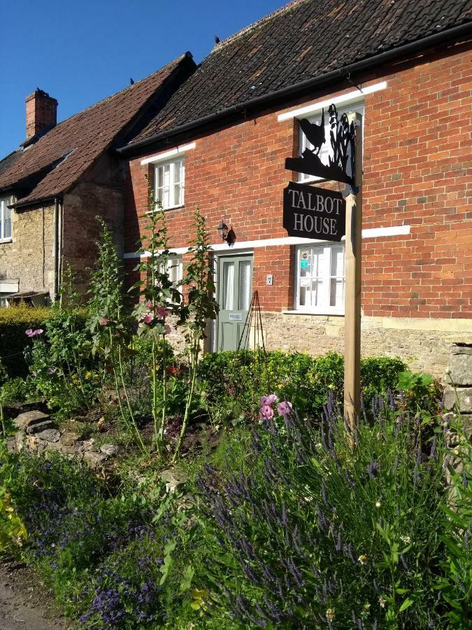 Talbot House Lacock Exterior foto