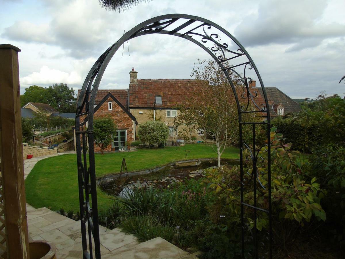 Talbot House Lacock Exterior foto